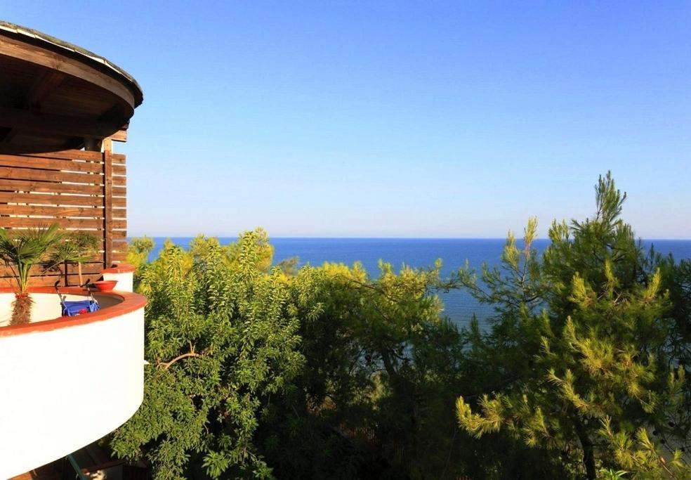 Hotel Villaggio Costa Ripa Rodi Garganico Eksteriør bilde