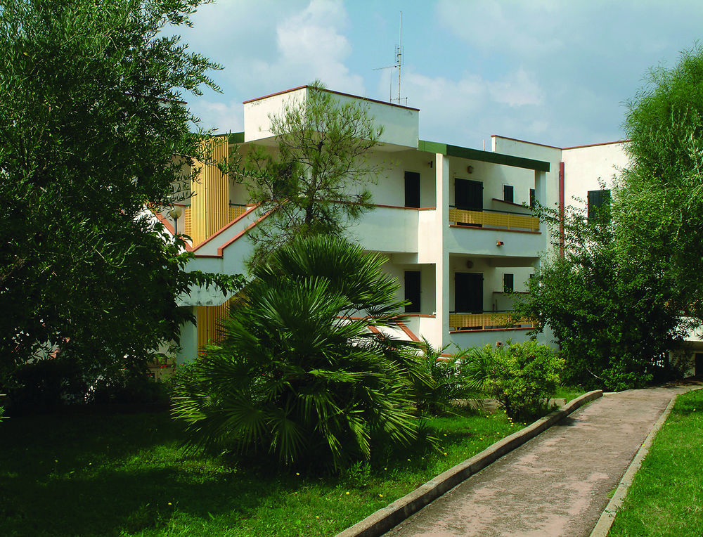 Hotel Villaggio Costa Ripa Rodi Garganico Eksteriør bilde